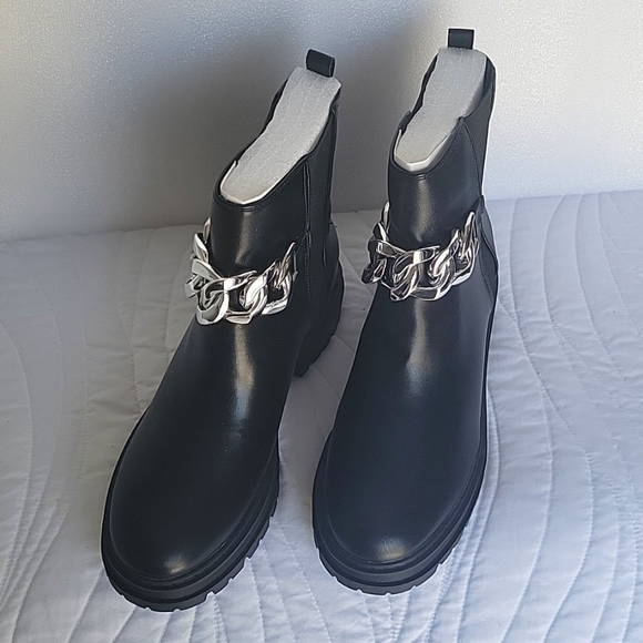 Womens Lug Sole Platform Ankle Boots Chelsea Slip On Chunky Block Heel Fall - Picture 5 of 12